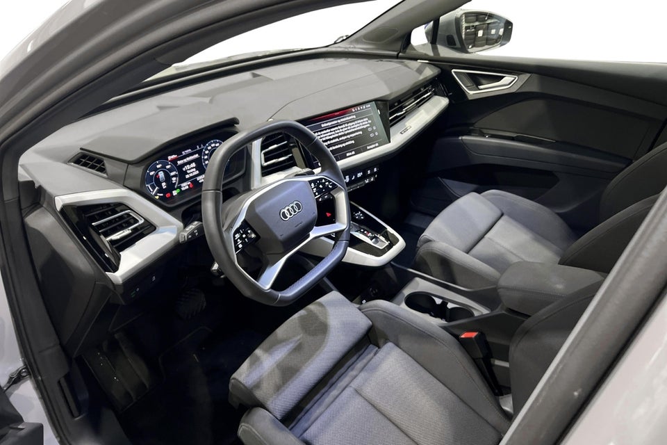 Audi Q4 e-tron 45 Progress 5d