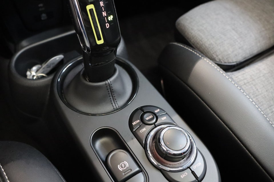 MINI Cooper SE Edition Premium Plus 3d