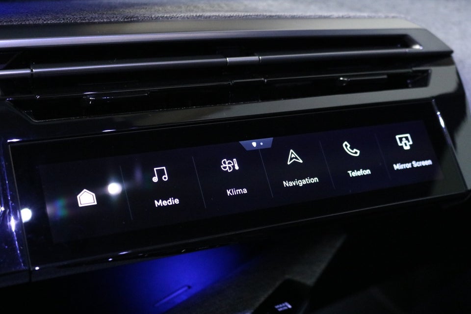 Peugeot e-5008 77 GT 7prs 5d