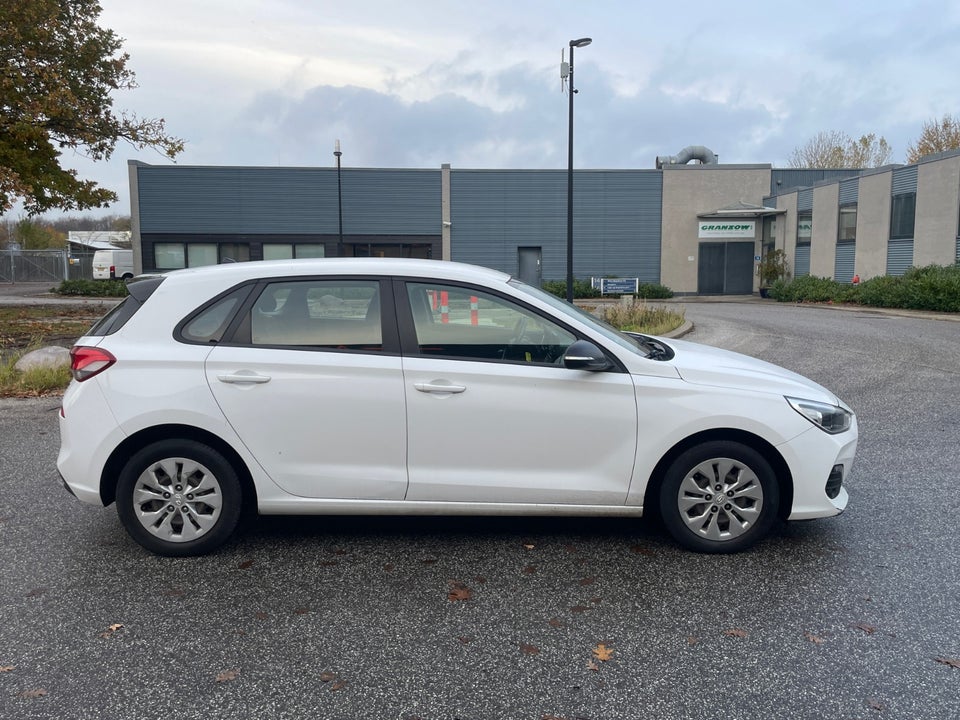 Hyundai i30 1,0 T-GDi Premium 5d