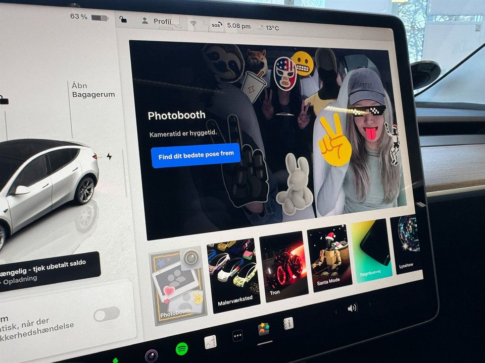 Tesla Model Y Long Range AWD 5d