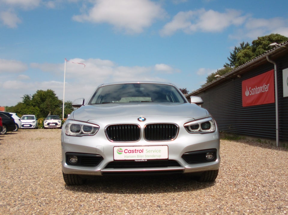 BMW 118i 1,5 Advantage aut. 5d