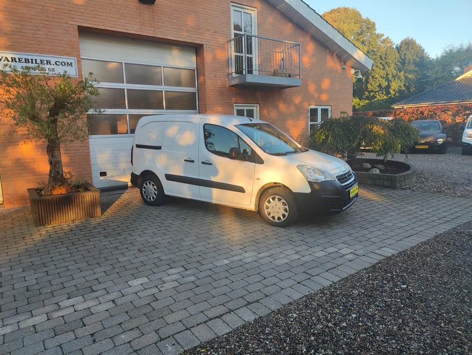 Peugeot Partner 1,6 BlueHDi 75 L1 Flex Van 5d