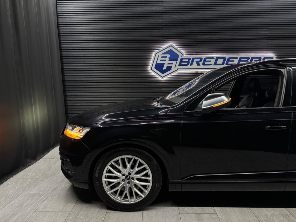 Audi SQ7 4,0 TDi quattro Tiptr. 7prs 5d