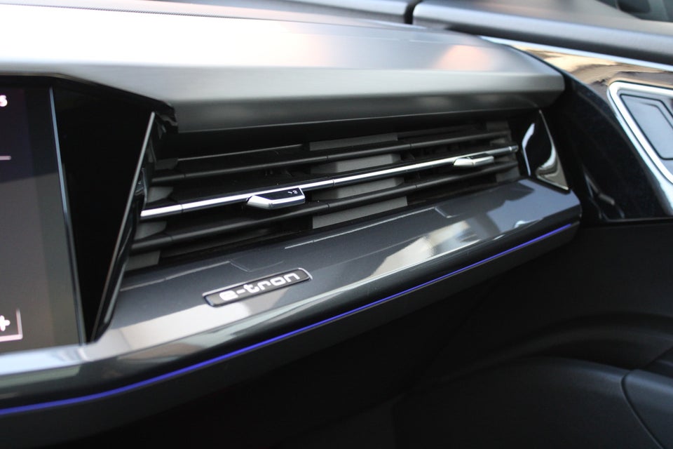 Audi Q4 e-tron 45 S-line 5d