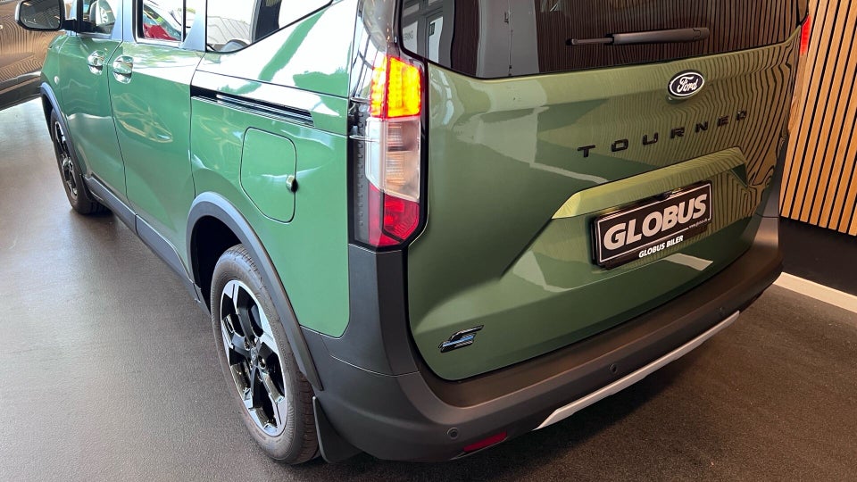 Ford E-Tourneo Courier 46 Active