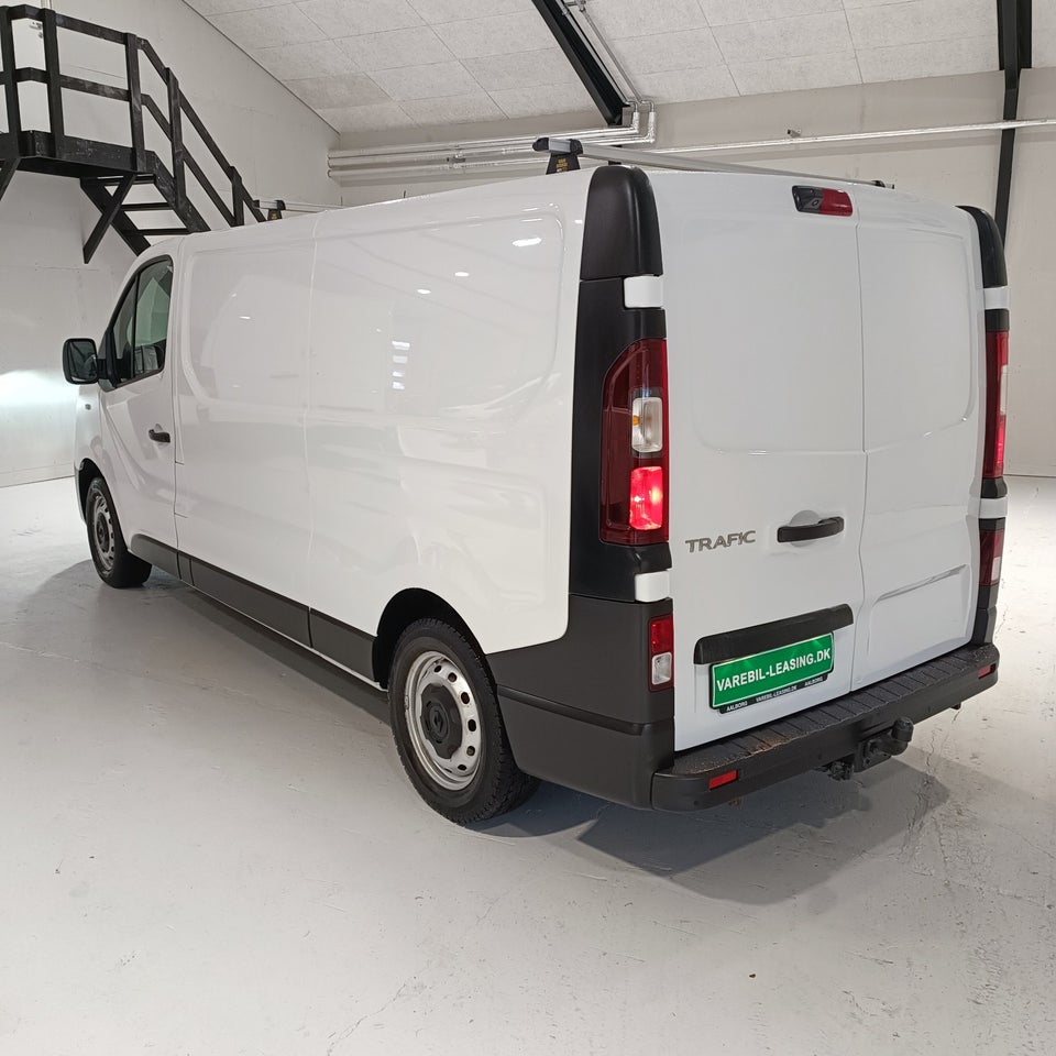 Renault Trafic T29 2,0 dCi 145 L2H1