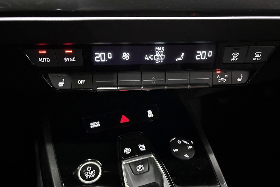 Audi Q4 e-tron 50 Attitude Sportback quattro 5d