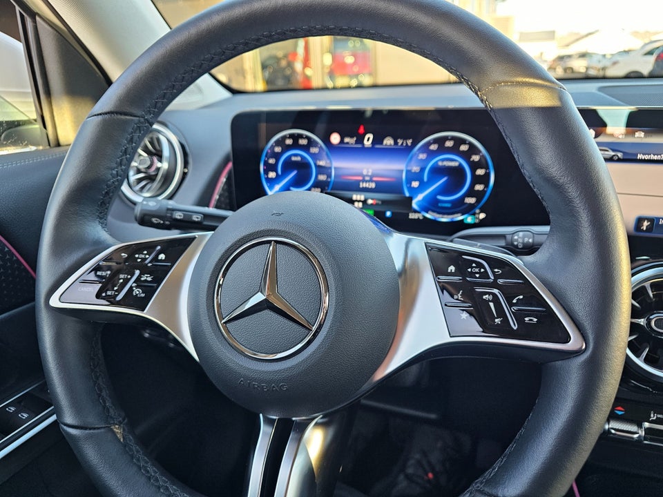 Mercedes EQB250+ Progressive 7prs 5d