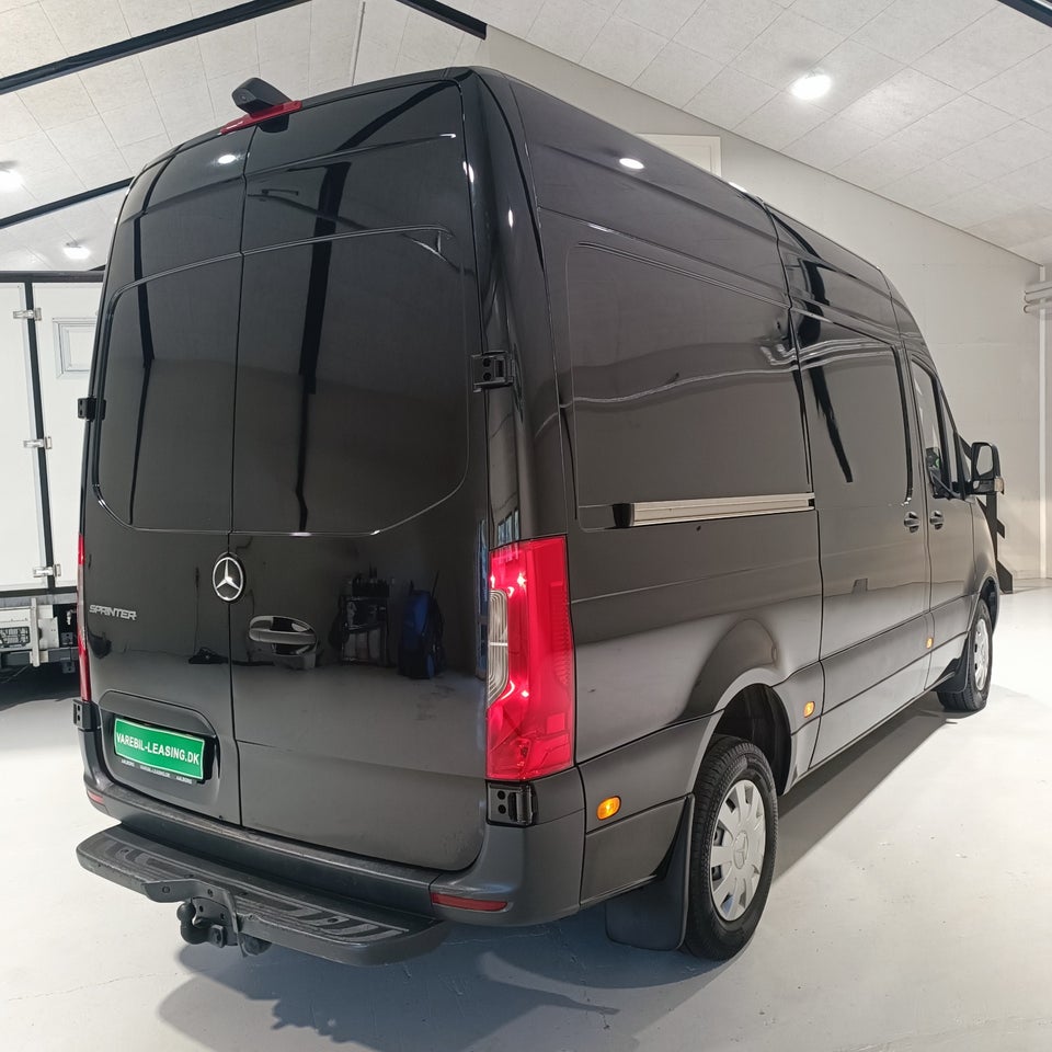Mercedes Sprinter 319 3,0 CDi A2 Kassevogn aut. RWD