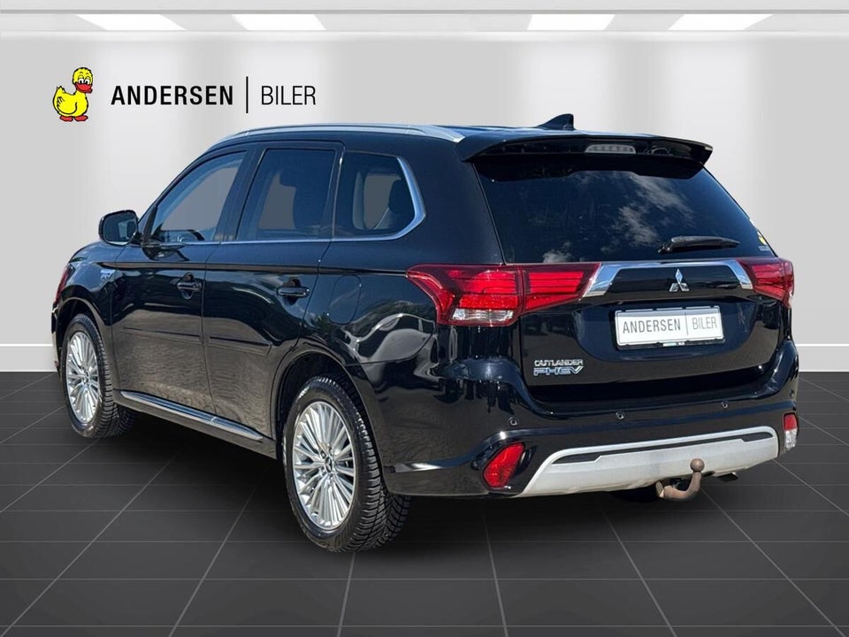 Mitsubishi Outlander 2,4 PHEV Intense CVT 4WD 5d