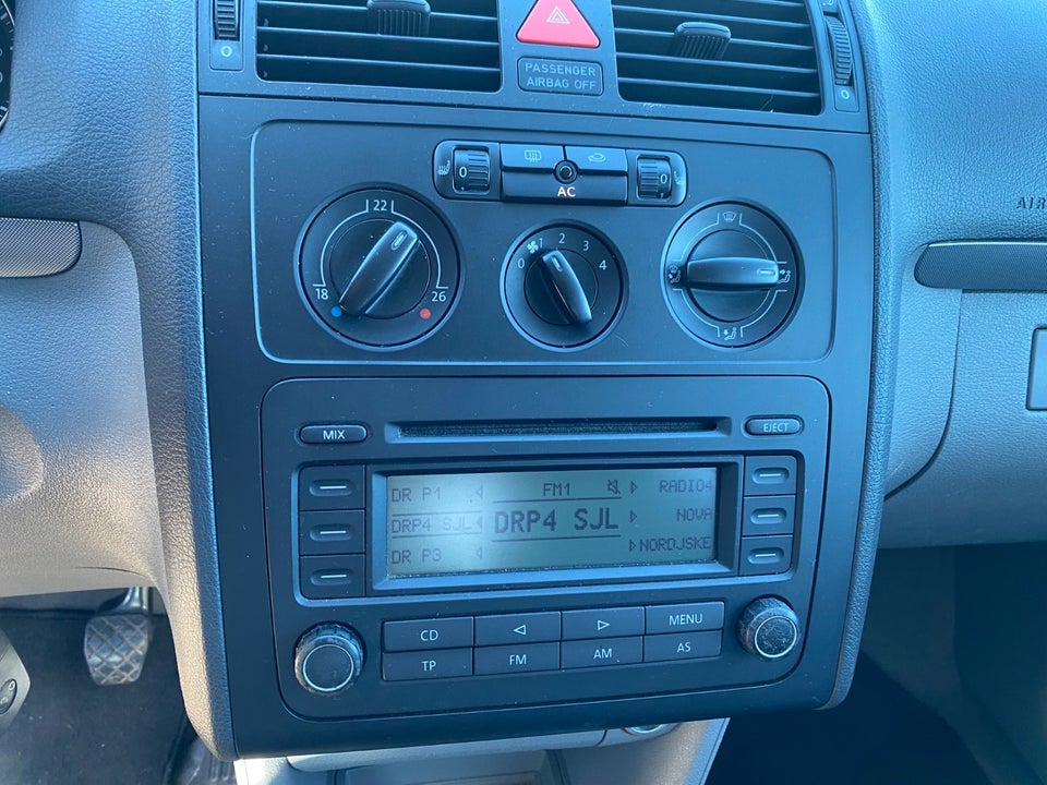 VW Touran 1,6 FSi 5d