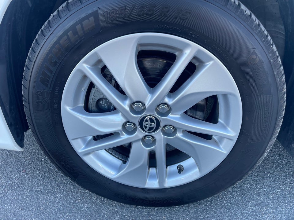 Toyota Yaris 1,5 Hybrid Active e-CVT 5d