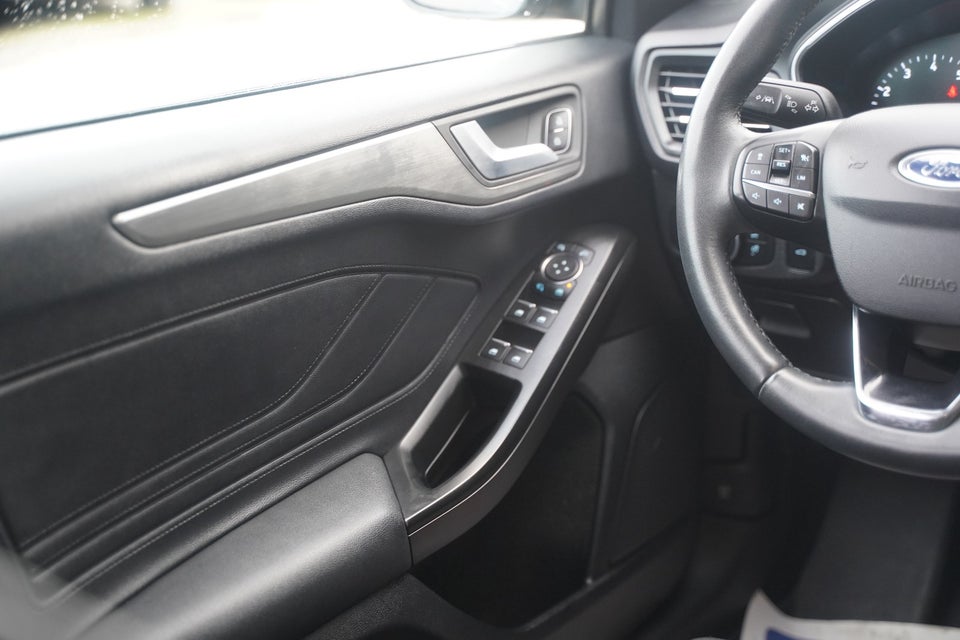 Ford Focus 1,0 EcoBoost Active stc. 5d