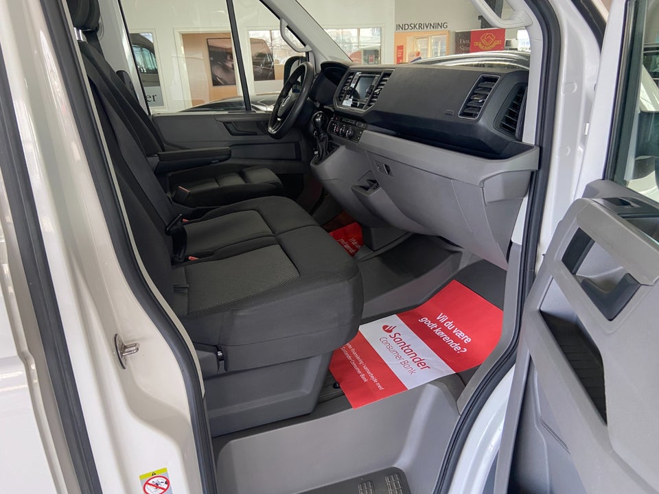 VW Crafter 35 2,0 TDi 177 Kassevogn L3H3 aut.