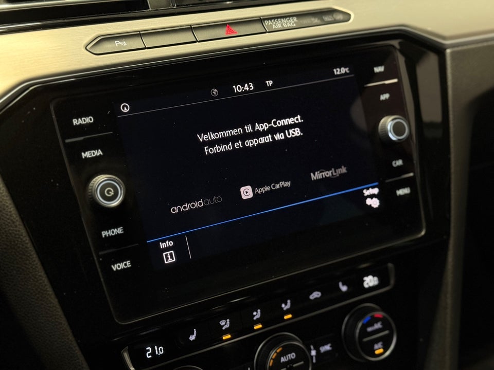VW Passat 2,0 TDi 150 Highline Premium Variant DSG 5d