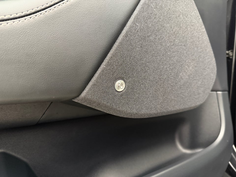 Ford Mustang Mach-E 98 Extended Range 5d