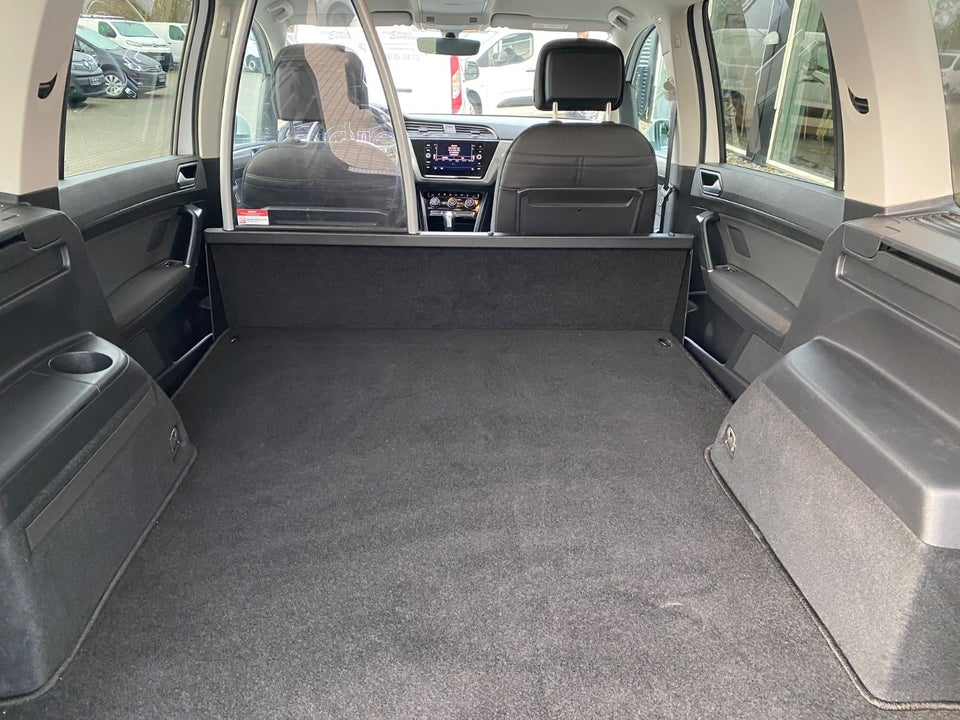 VW Touran 2,0 TDi 115 Comfortline DSG Van 5d