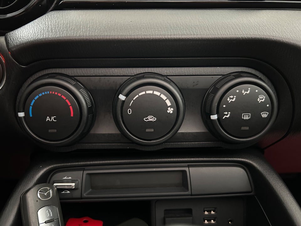 Mazda MX-5 1,5 SkyActiv-G 131 RF 2d