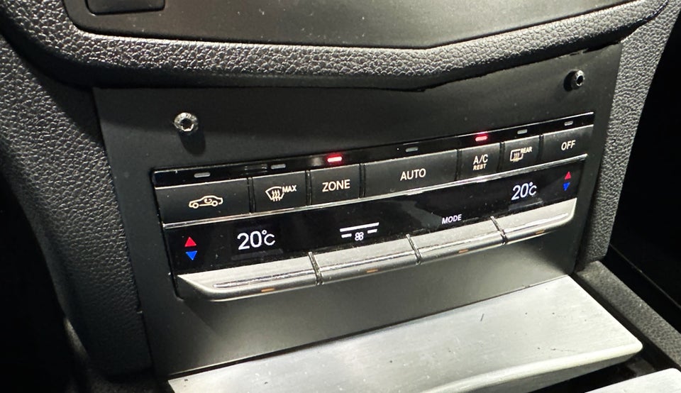 Mercedes C220 2,2 CDi Avantgarde stc. aut. 5d