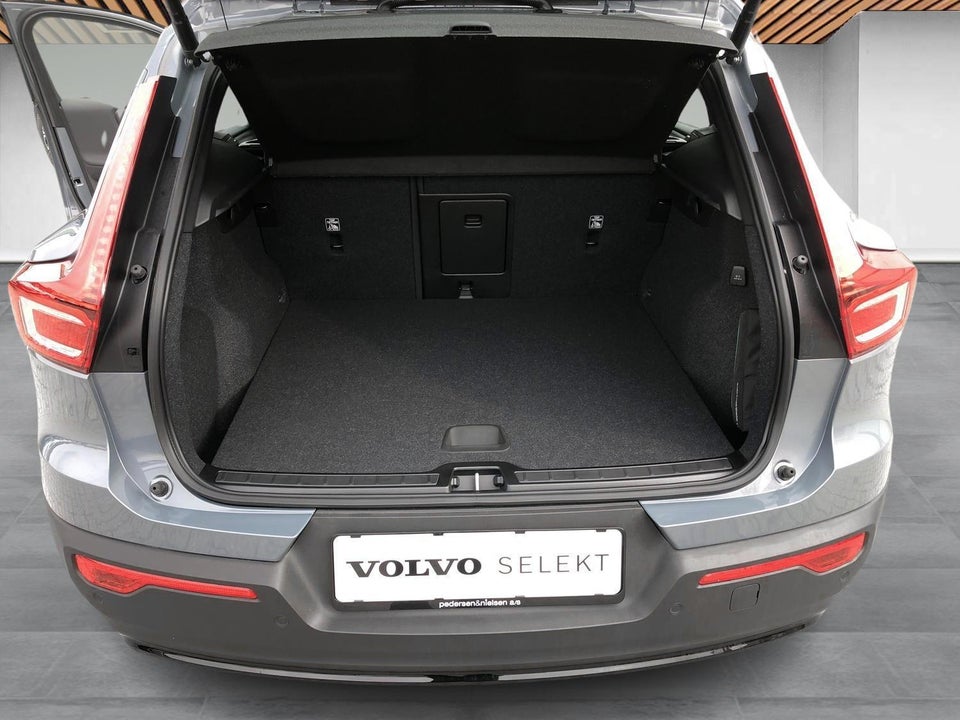 Volvo XC40 1,5 T4 ReCharge Plus Dark aut. 5d