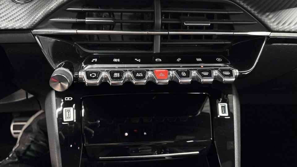 Peugeot e-208 50 GT 5d