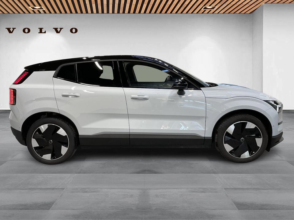 Volvo EX30 Twin Performance Ultra 5d