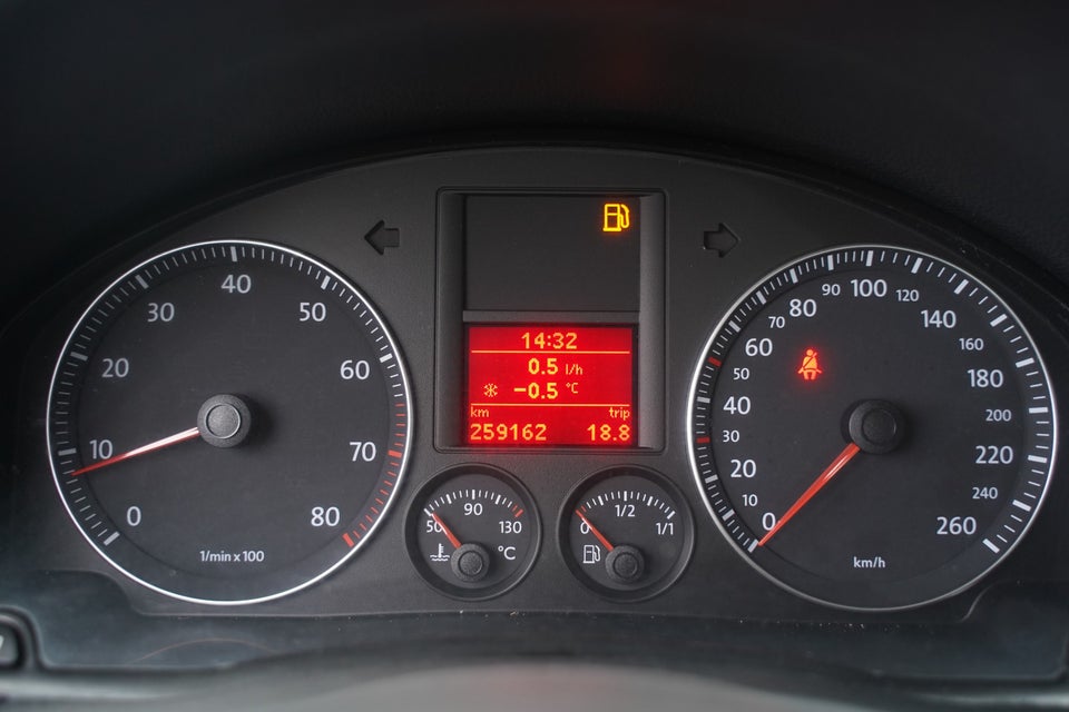 VW Jetta 1,4 TSi 140 Sportline 4d