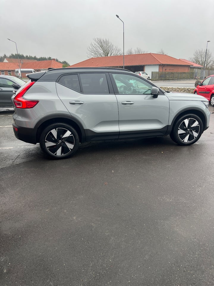 Volvo XC40 ReCharge Extended Range Plus 5d