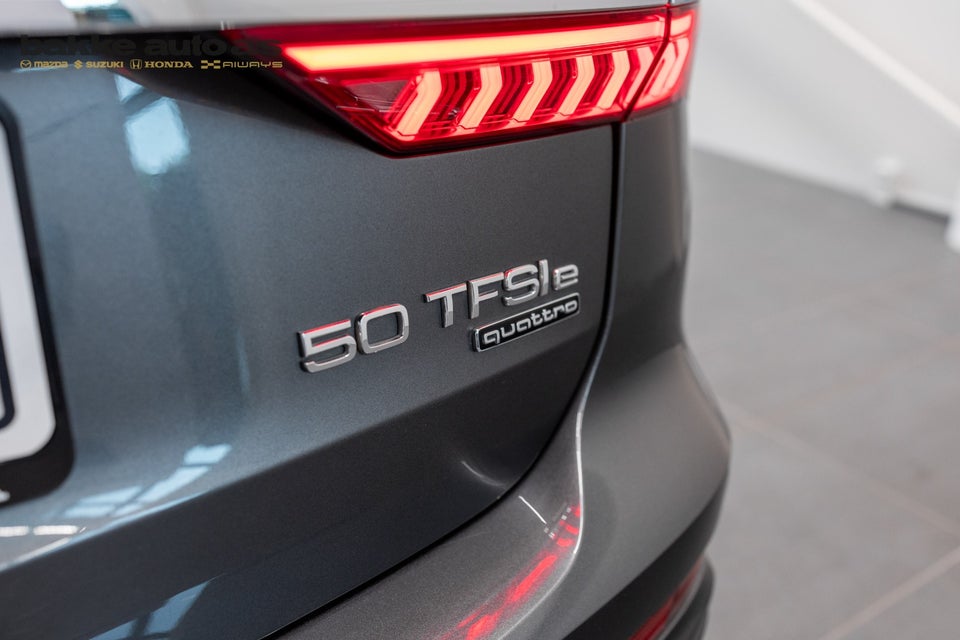 Audi A6 50 TFSi e Sport Prestige Avant quattro S-tr. 5d