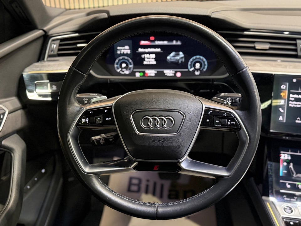 Audi e-tron 55 S-line quattro 5d