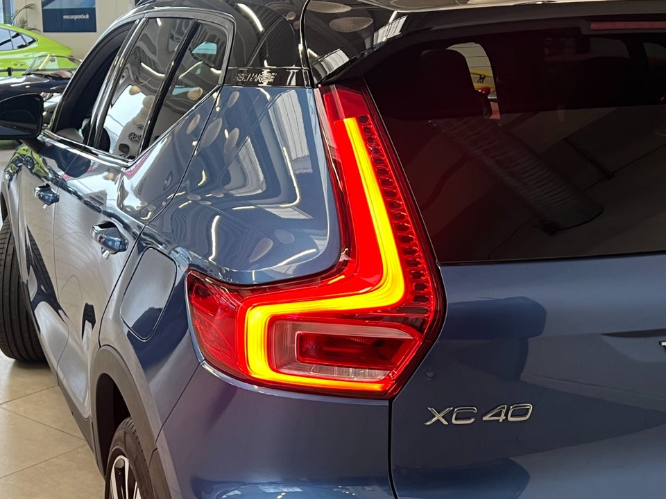 Volvo XC40 P8 ReCharge Twin R-Design 5d