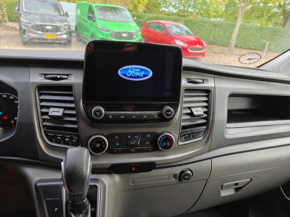 Ford Transit Custom 320 L2 2,0 TDCi 130 Trend aut.
