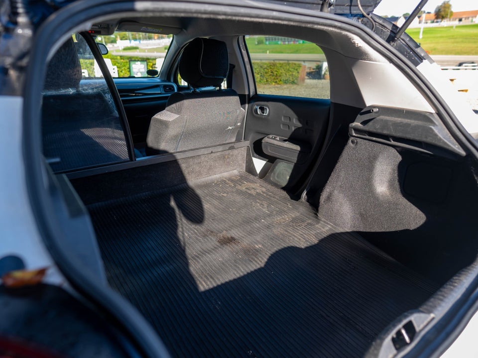 Citroën C3 1,2 PureTech 83 Shine Van 5d