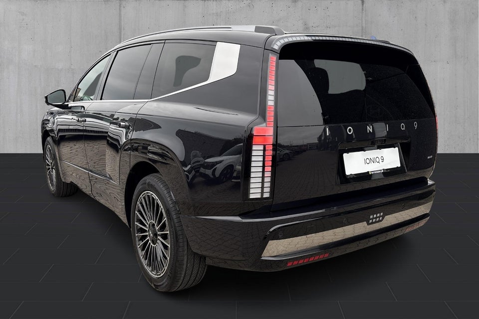 Hyundai Ioniq 9 110 Calligraphy 4WD 7prs 5d