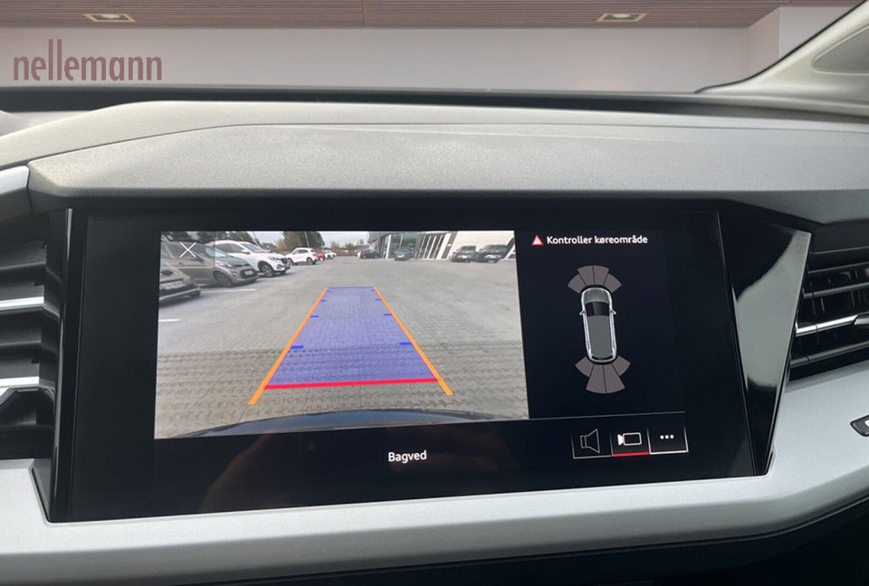 Audi Q4 e-tron 45 Advance quattro 5d