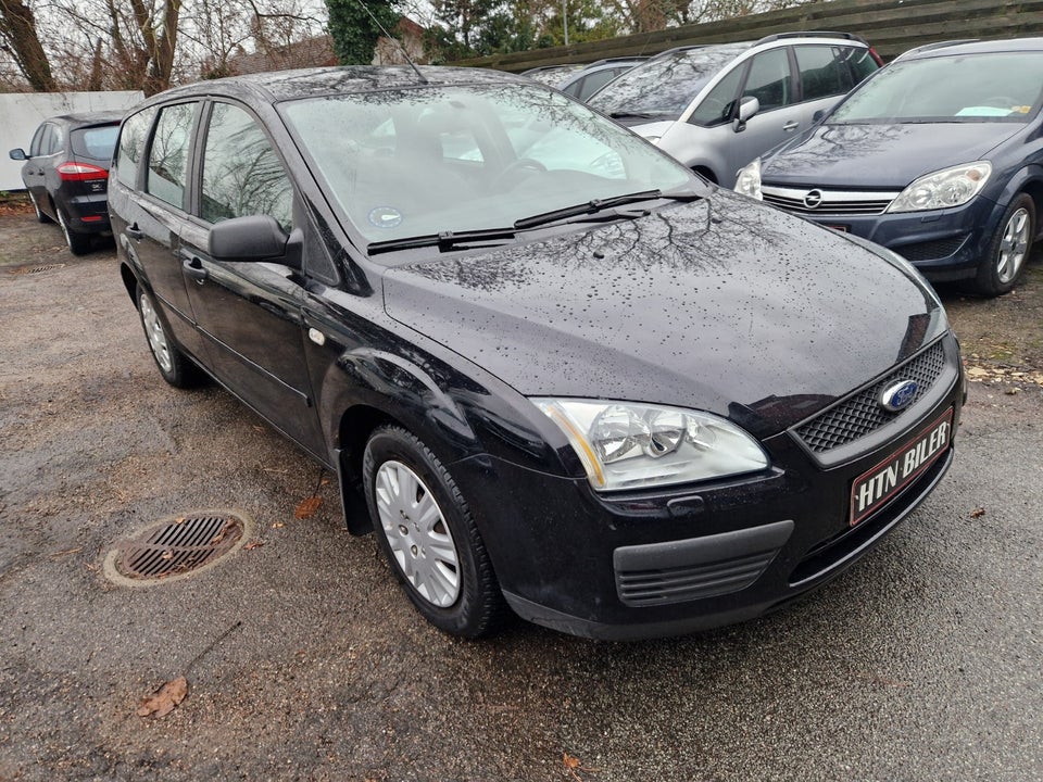 Ford Focus 1,6 Trend 100 5d