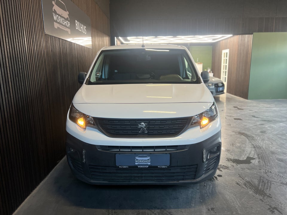 Peugeot Partner 1,5 BlueHDi 100 L1V2 Ultimate Van