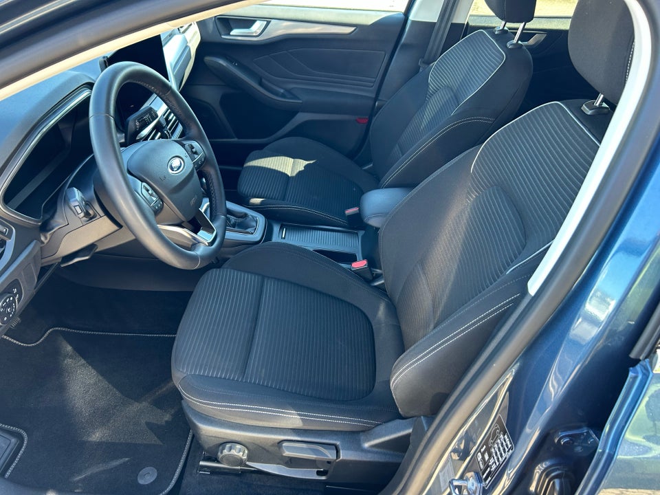 Ford Focus 1,0 EcoBoost mHEV Titanium 5d