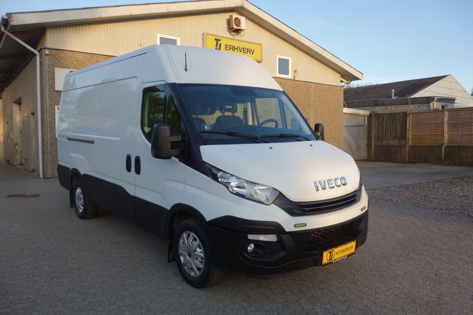 Iveco Daily 2,3 35S16 12m³ Van AG8