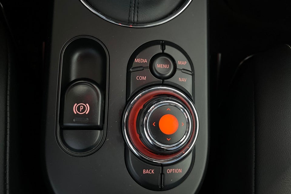 MINI Cooper SE Greenwich 3d