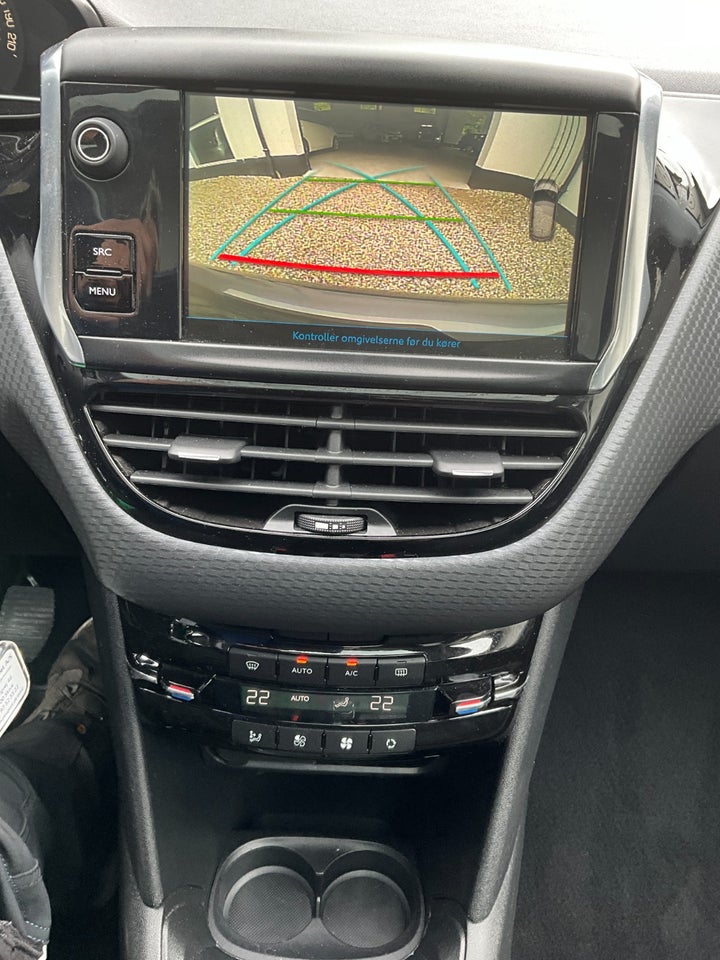 Peugeot 208 1,2 PureTech 82 Prestige 5d