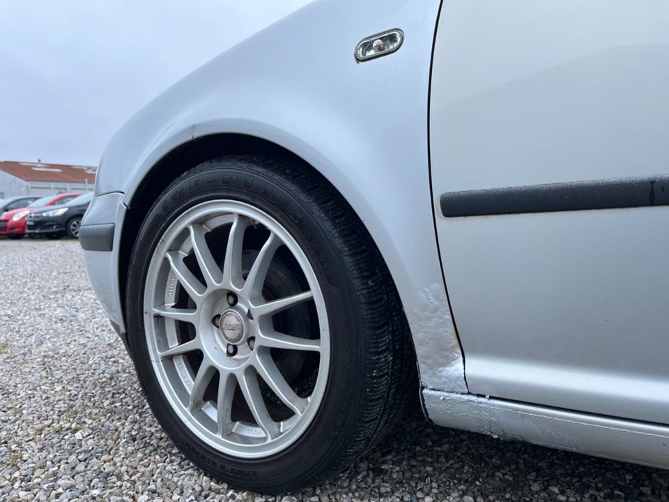 VW Golf IV 2,0 Trendline 5d