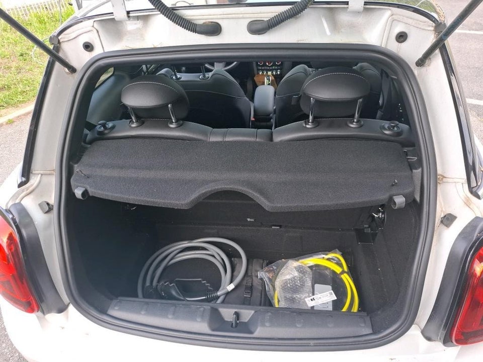 MINI Cooper SE Classic Trim 3d