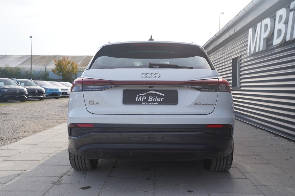 Audi Q4 e-tron 40 S-line 5d