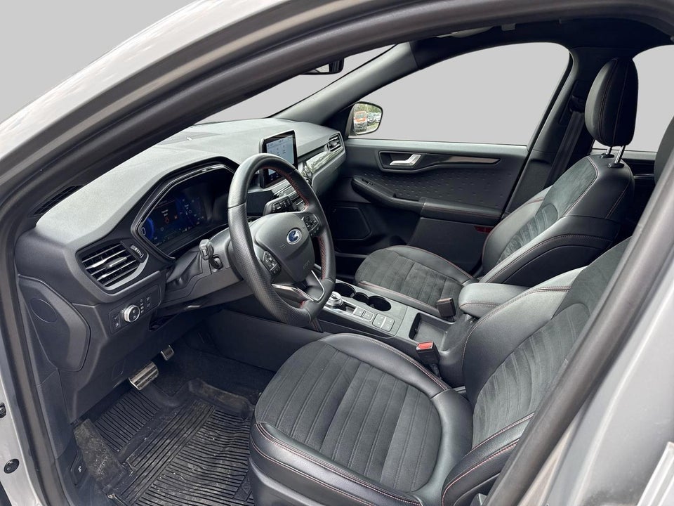 Ford Kuga 2,5 PHEV ST-Line X CVT 5d