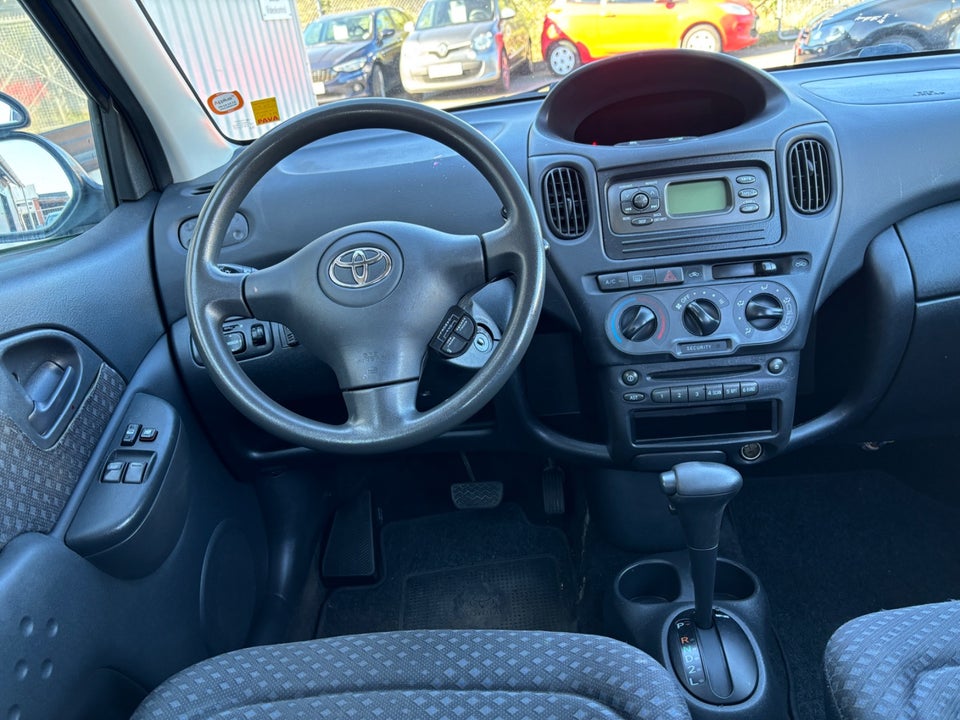 Toyota Yaris Verso 1,3 Terra aut. 5d