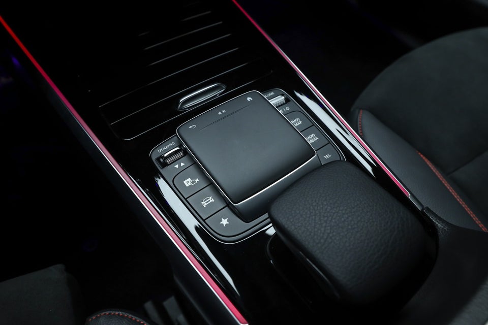 Mercedes EQB250+ AMG Line 5d