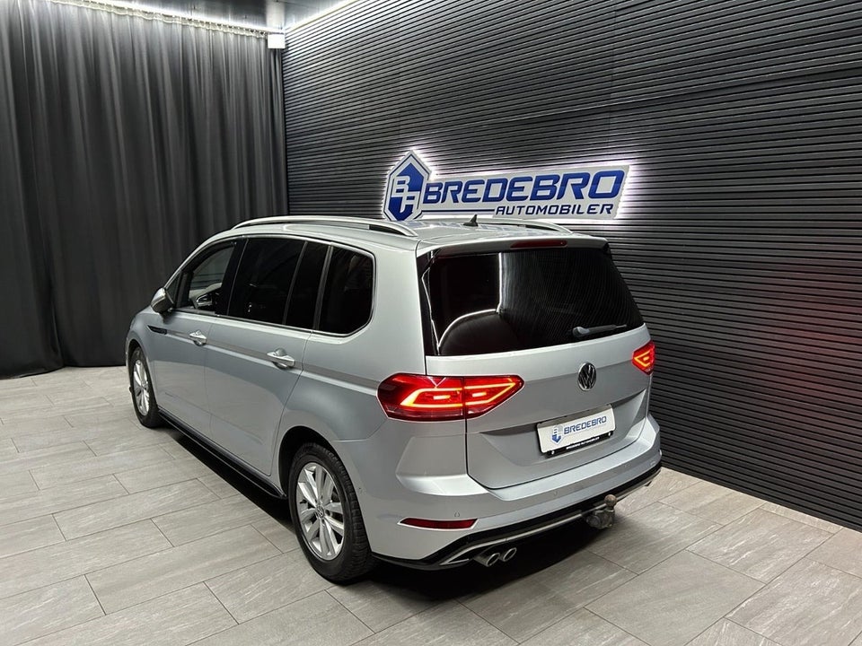 VW Touran 2,0 TDi 190 R-line DSG 5d
