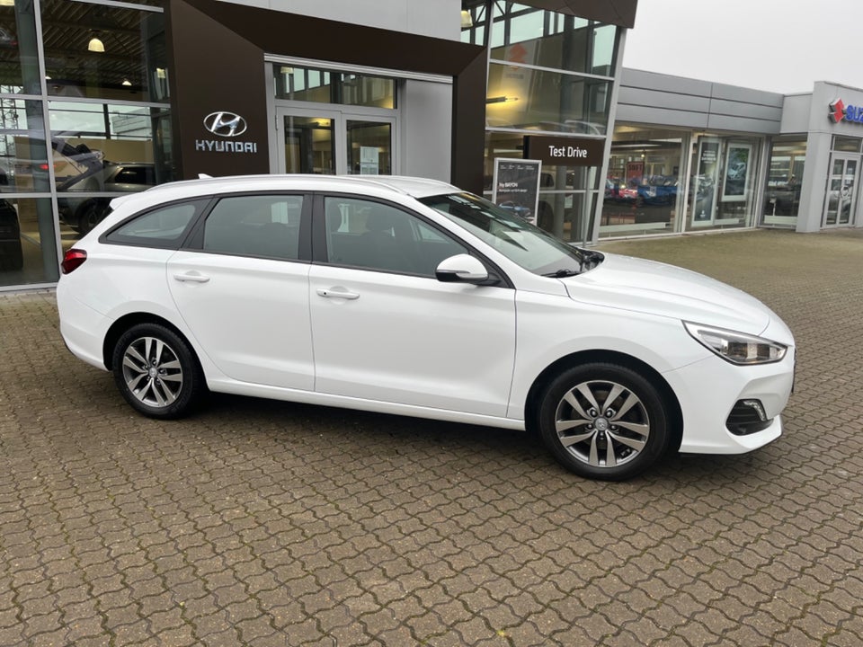 Hyundai i30 1,4 T-GDi Trend stc. DCT 5d